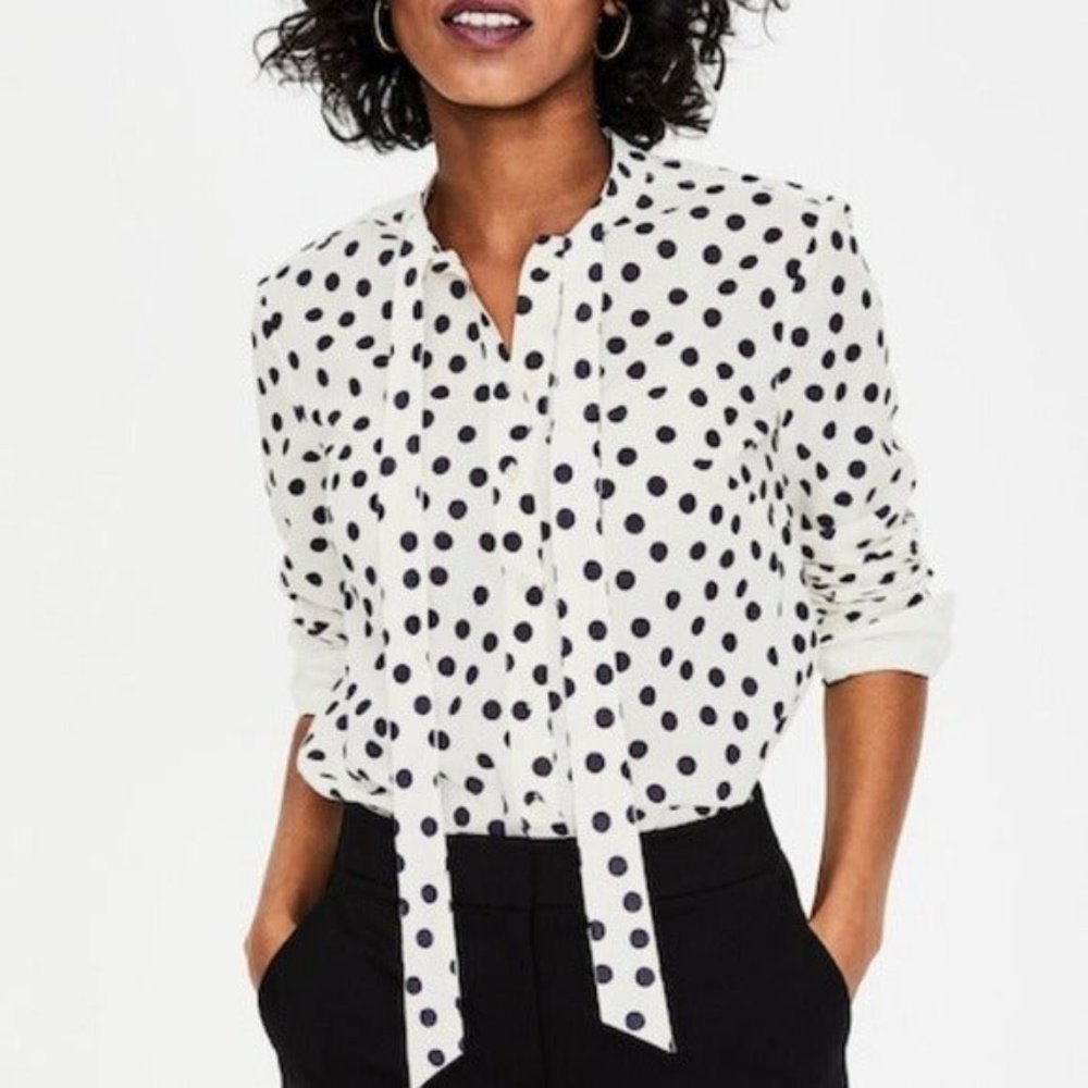 Boden Polka Dot Tie Shirt: US 4